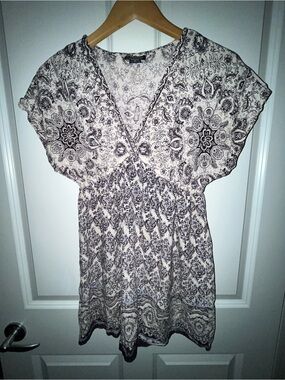 Angie-  V-Neck 100% Rayon Paisley Print Blouse in Cream and Black